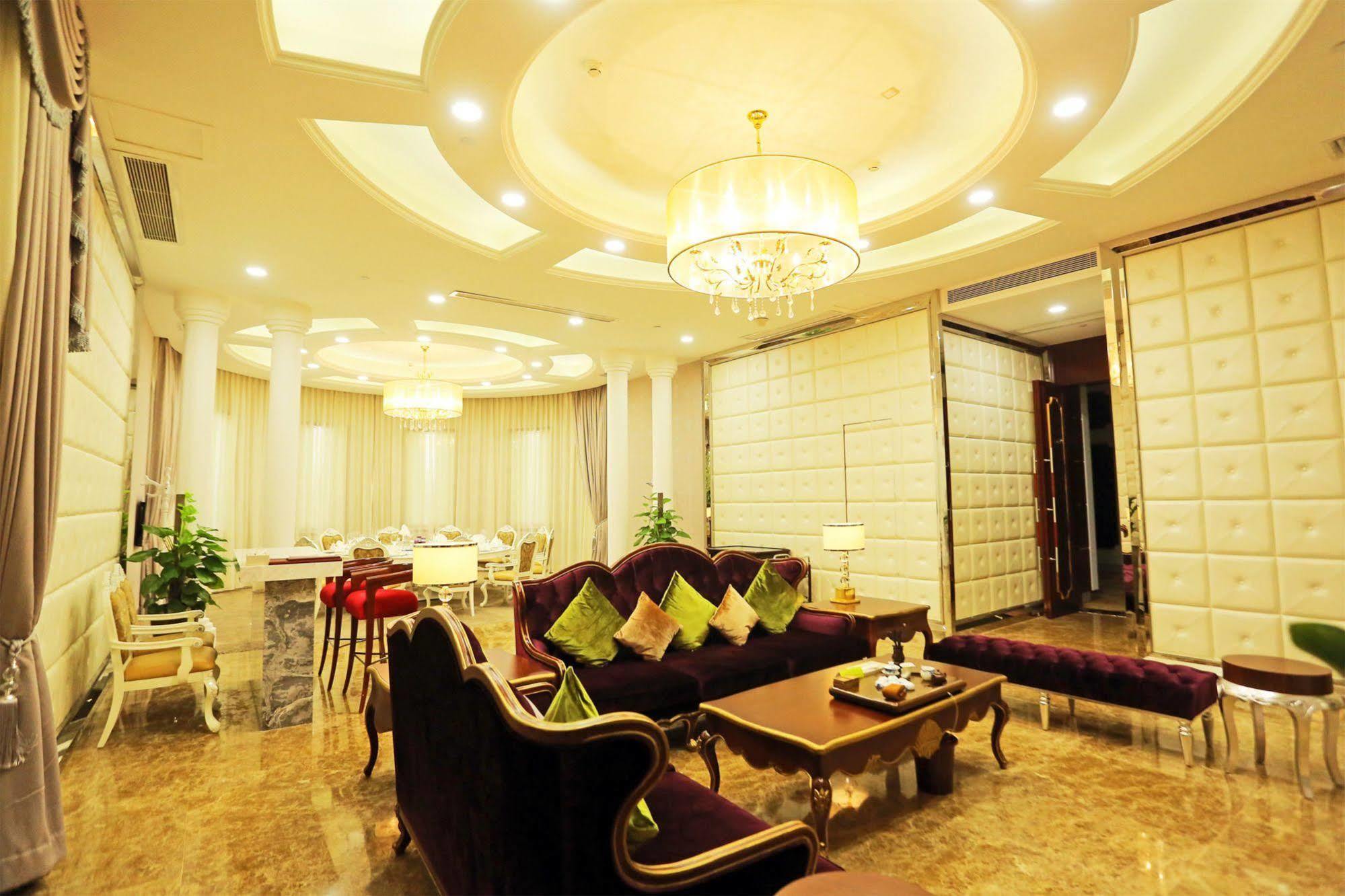 Shenzhen Baoan Plus Gems Cube Hotel Bagian luar foto